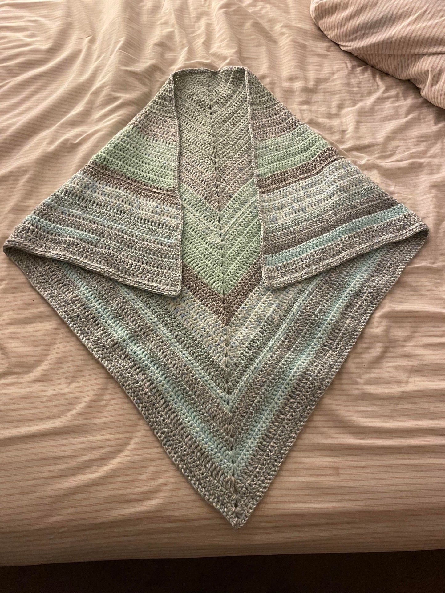 Shawl for woman to match the winter hat