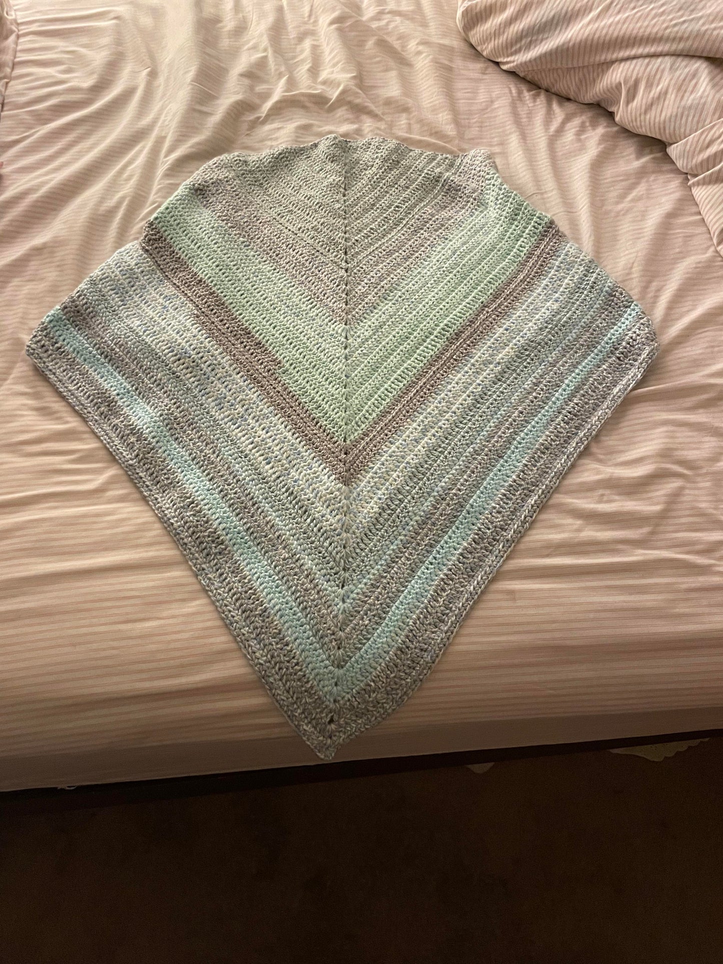 Shawl for woman to match the winter hat
