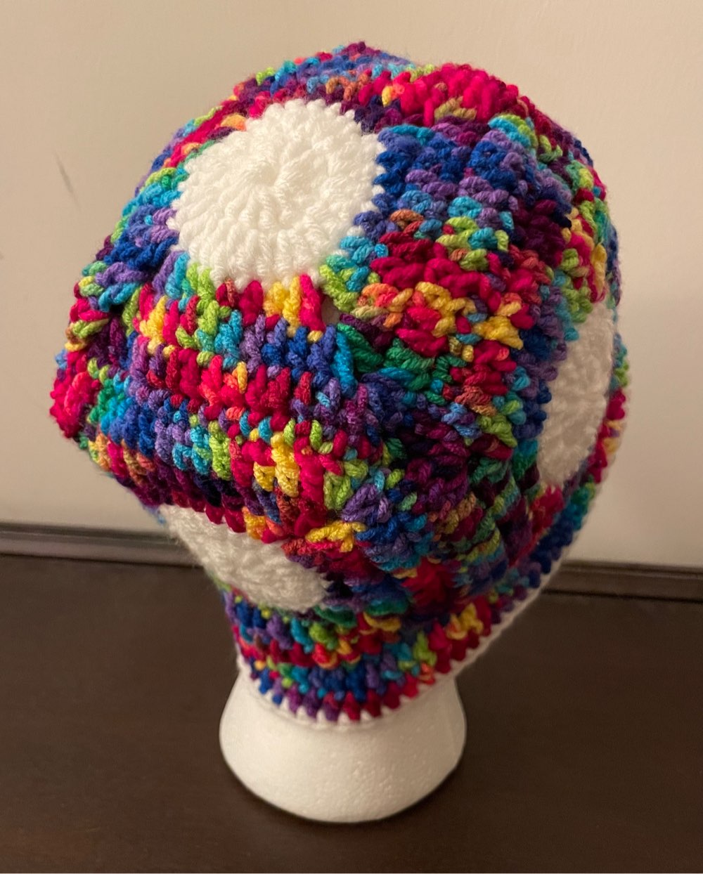 Circle bucket hat